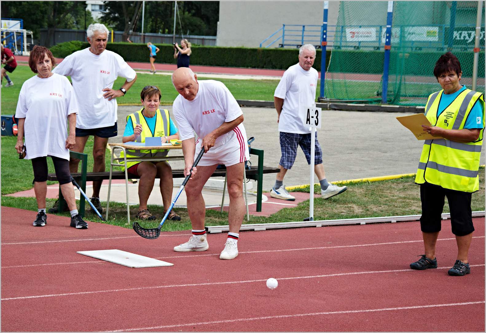 mezinr-hrysen-ol-17-7-18-69